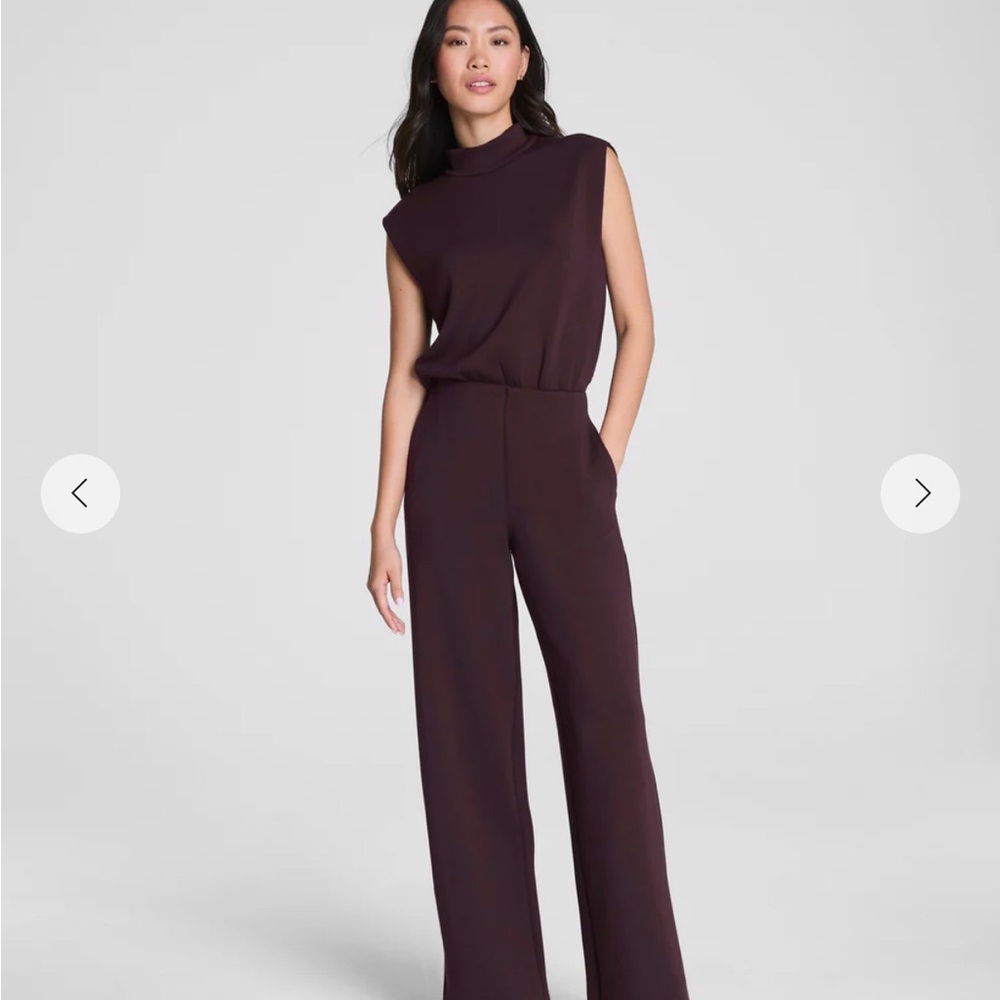 SPANX AirEssentials®
Mockneck Jumpsuit